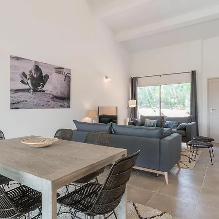 Lauriers Roses Tropez * Saint-Tropez
